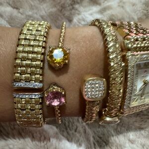 $4800 Gucci AU750 18K Yellow Gold Tiger Head Bangle Bracelet Italy 10.2g